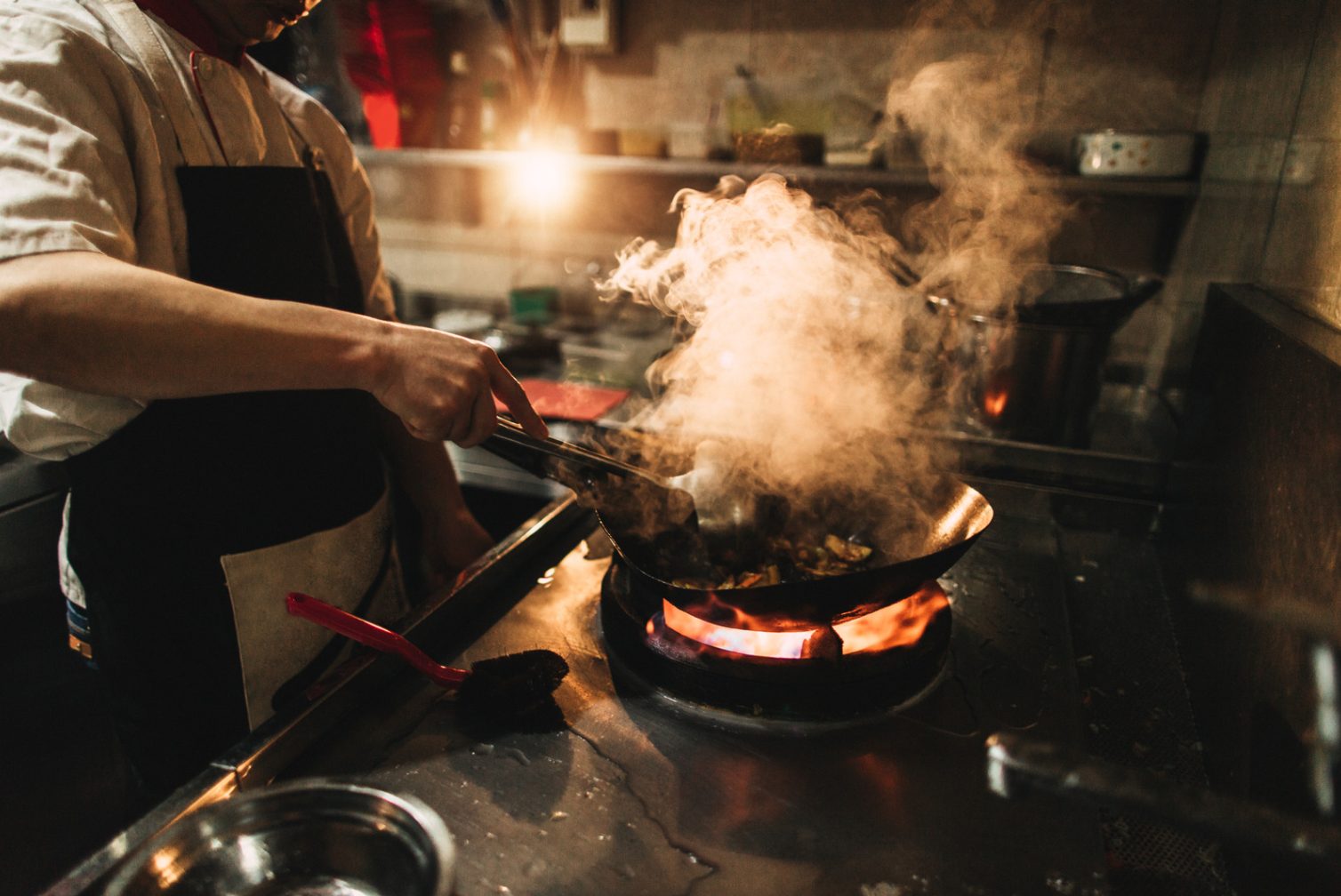 Illustration de Les 7 étapes pour ouvrir une dark kitchen qui fonctionne